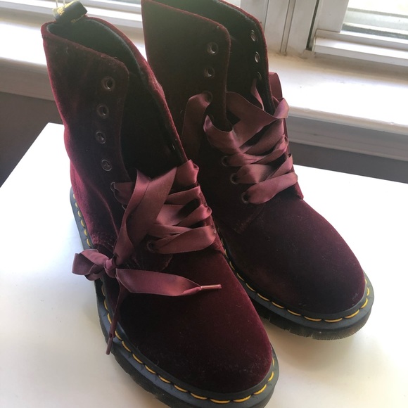 dr martens velvet red